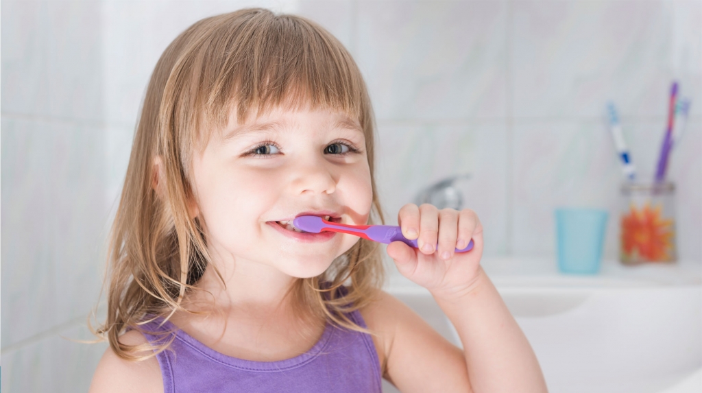 higiene-dental-infantil-algeciras-la-linea-uniclinic