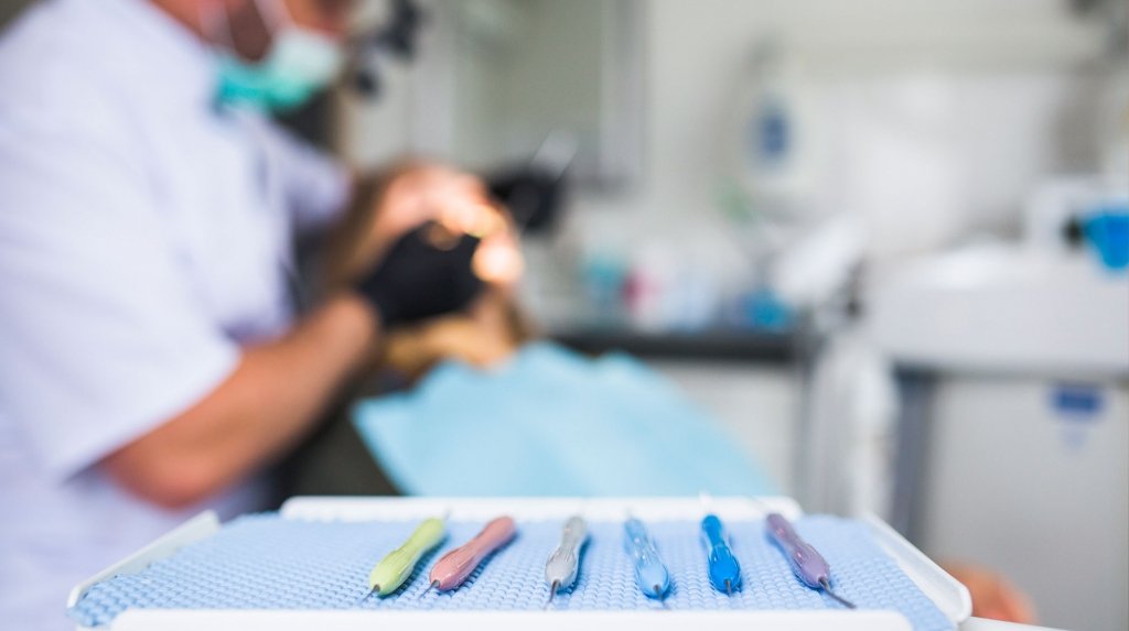 tratamientos-para-la-periodontitis-algeciras